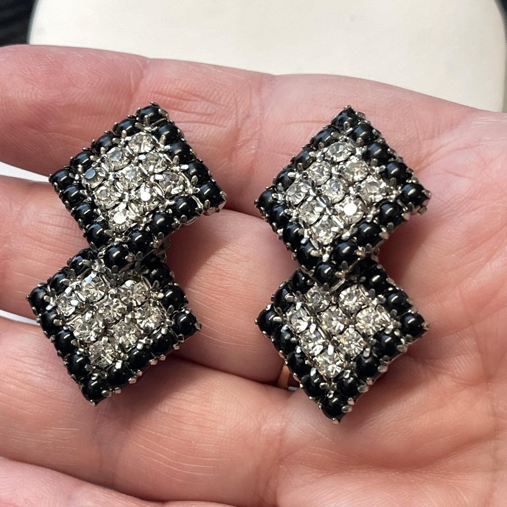 Vintage Black Clear Rhinestone Square Prong Set Clip On Earrings Silver Tone